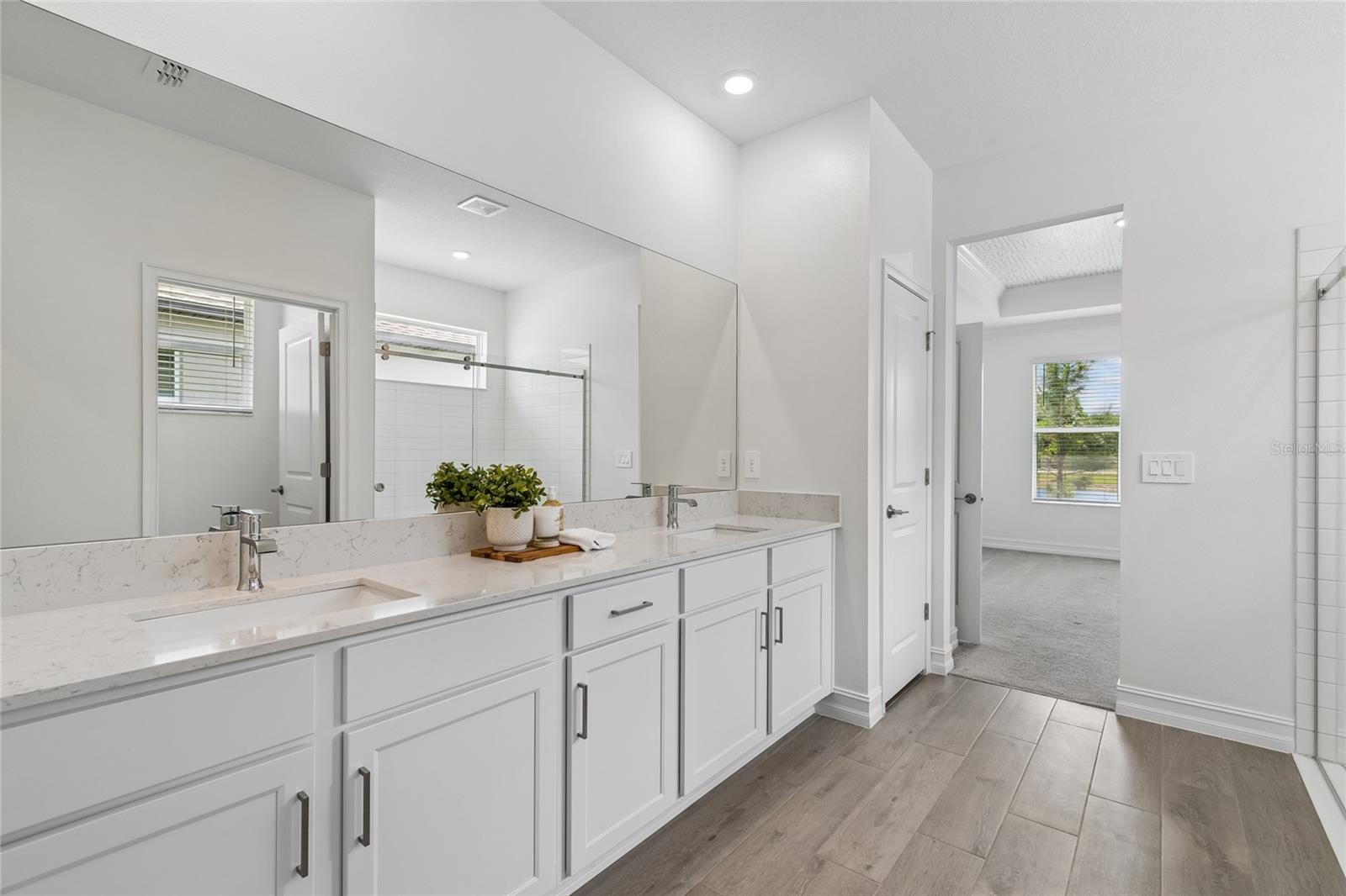 PEARL ESTATES - Residential