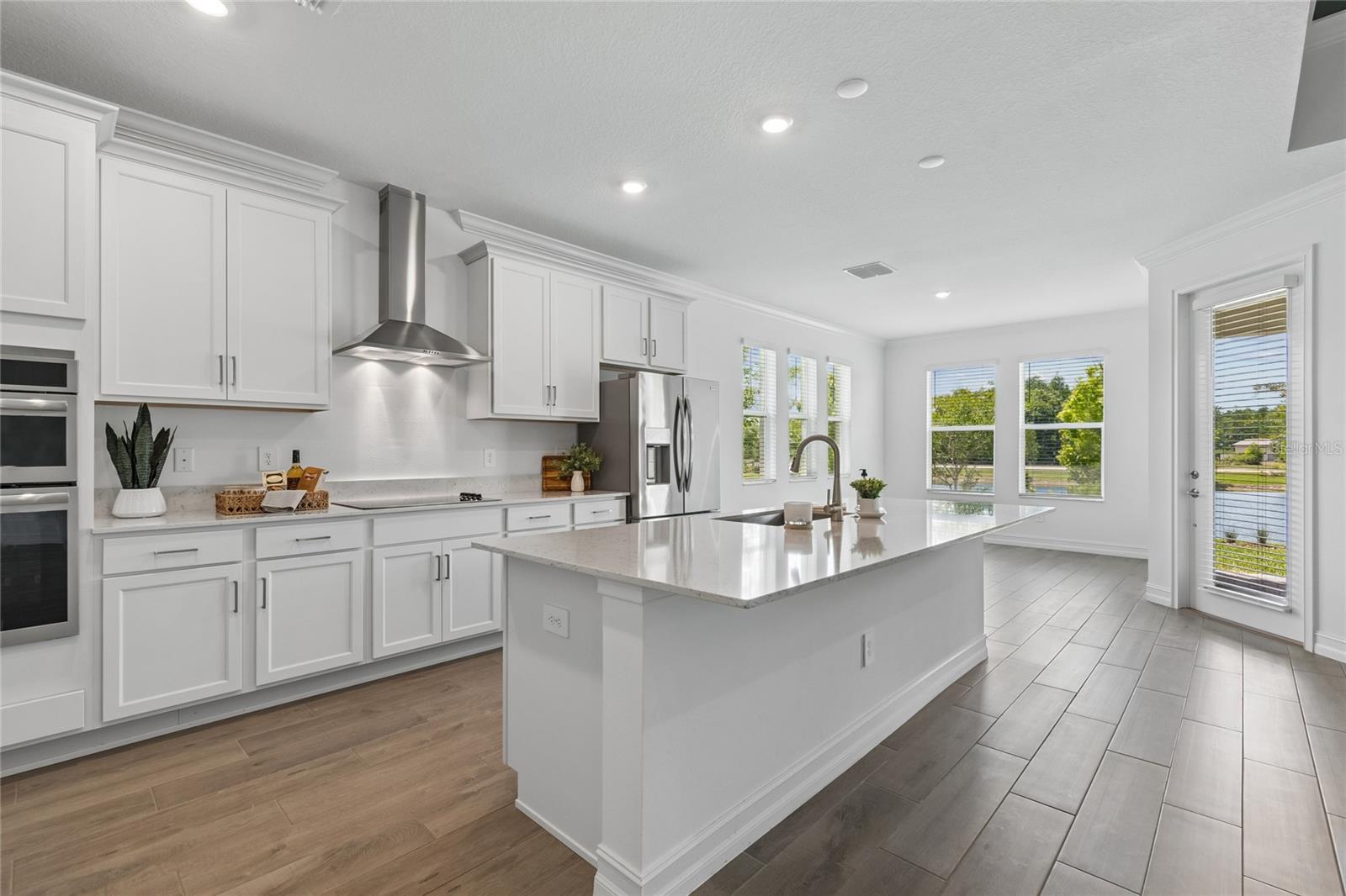 PEARL ESTATES - Residential