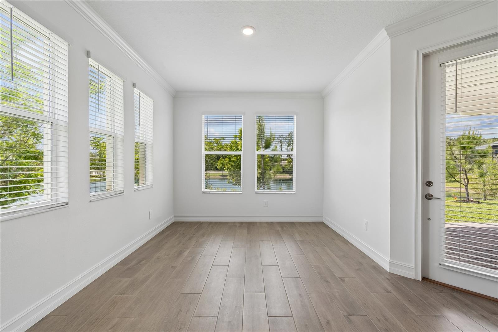 PEARL ESTATES - Residential