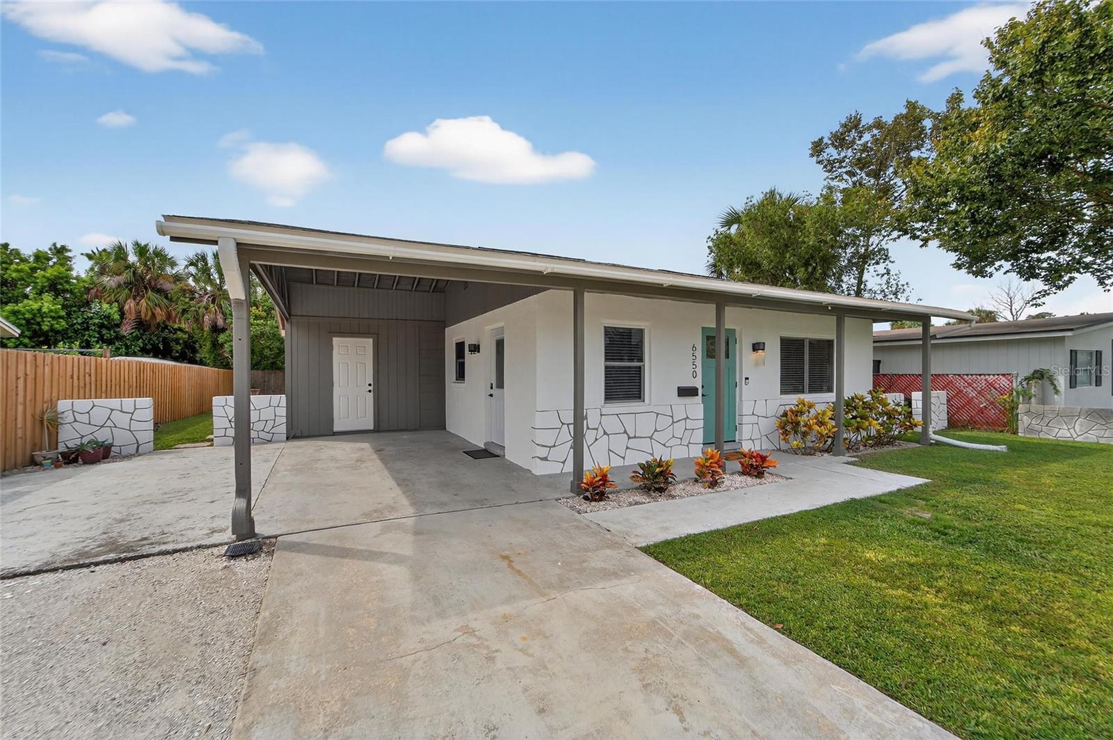 6550 S WEST SHORE CIRCLE