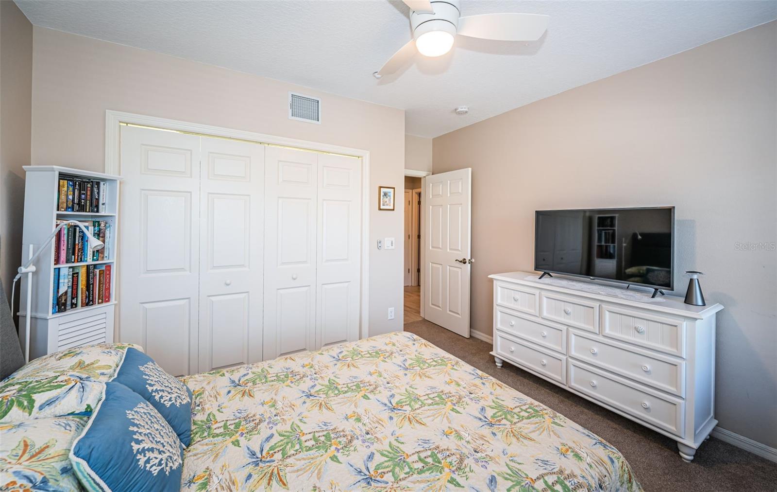 SUNDOWNER CONDO - Residential