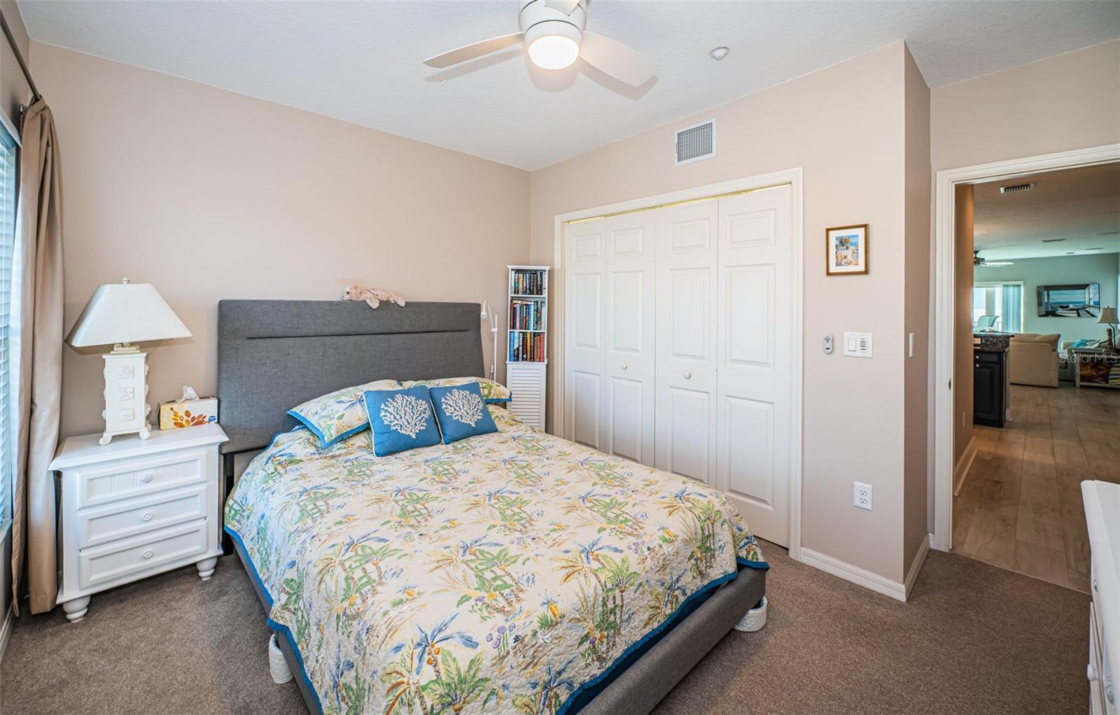 SUNDOWNER CONDO - Residential
