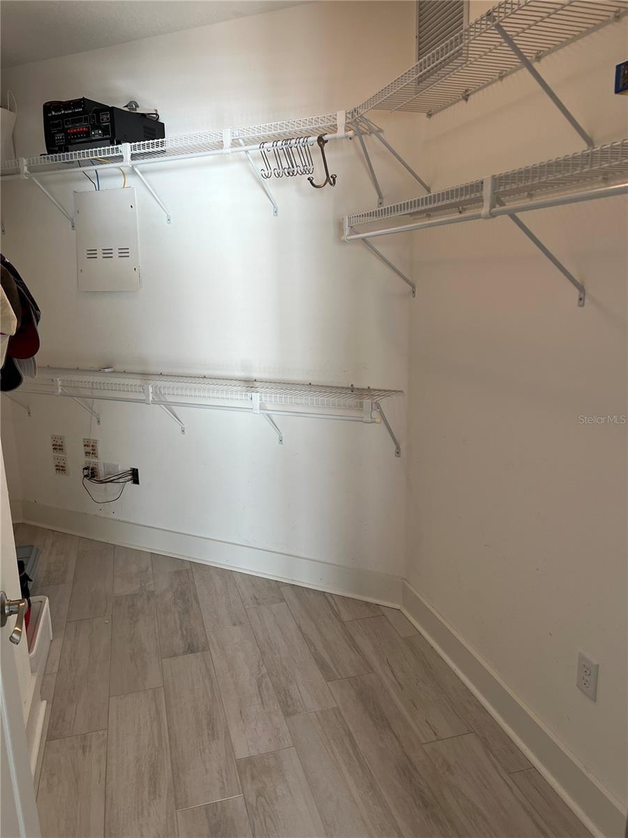 SUNDOWNER CONDO - Residential