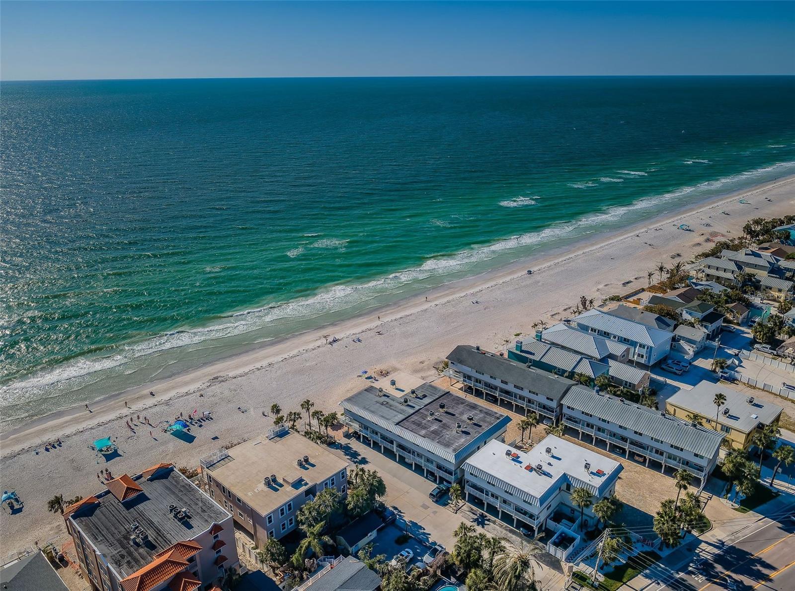 SUNDOWNER CONDO - Residential