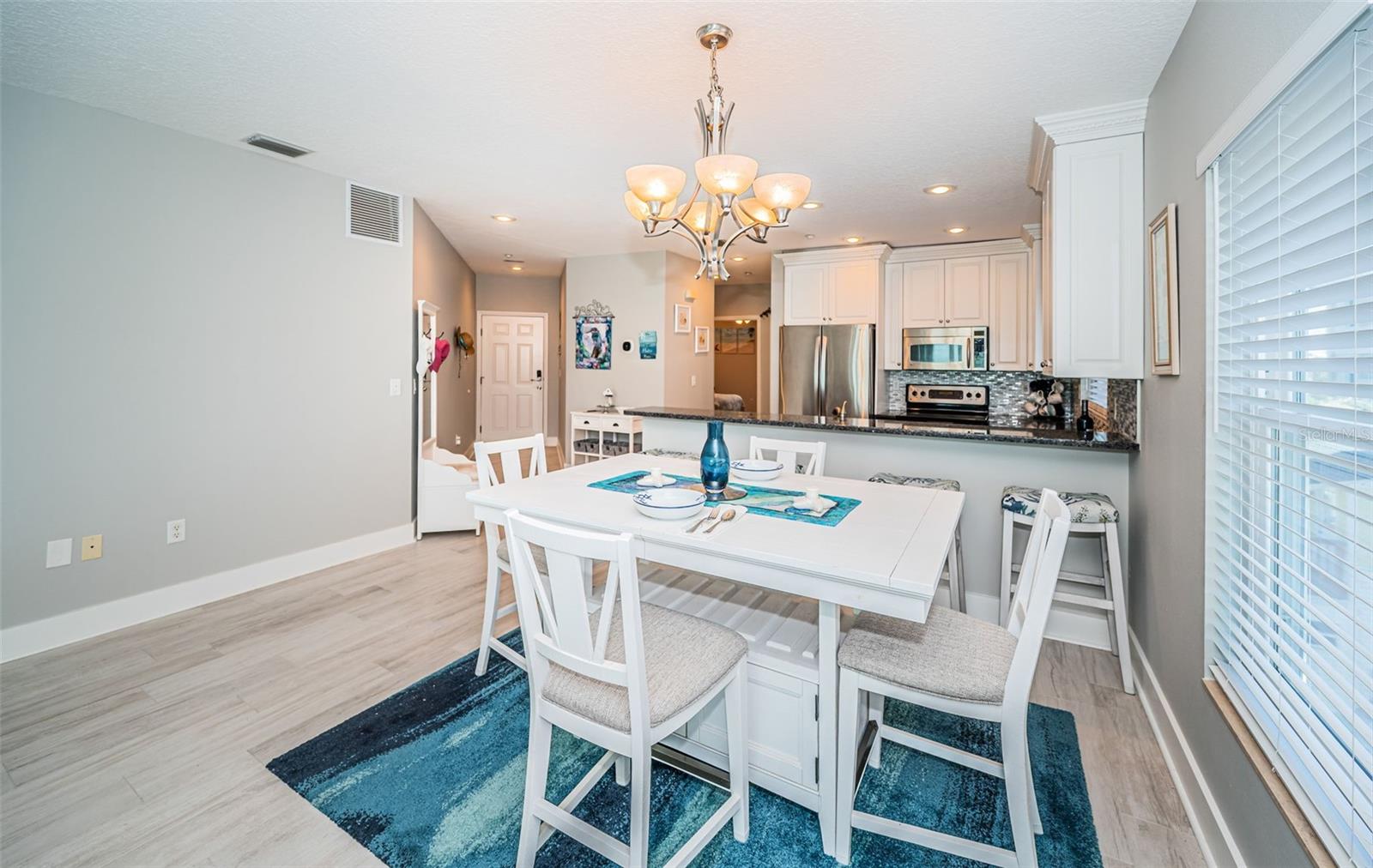 SUNDOWNER CONDO - Residential