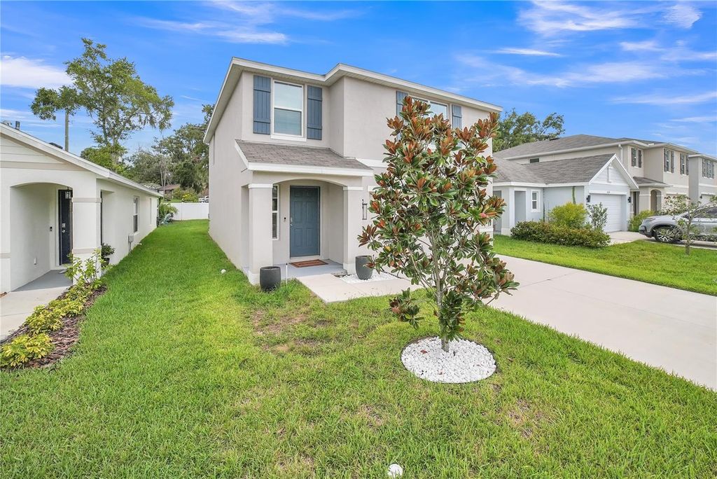 Photo of 36558 Spanish Rose Drive, Dade City, FL 33525 (MLS # TB8418358)