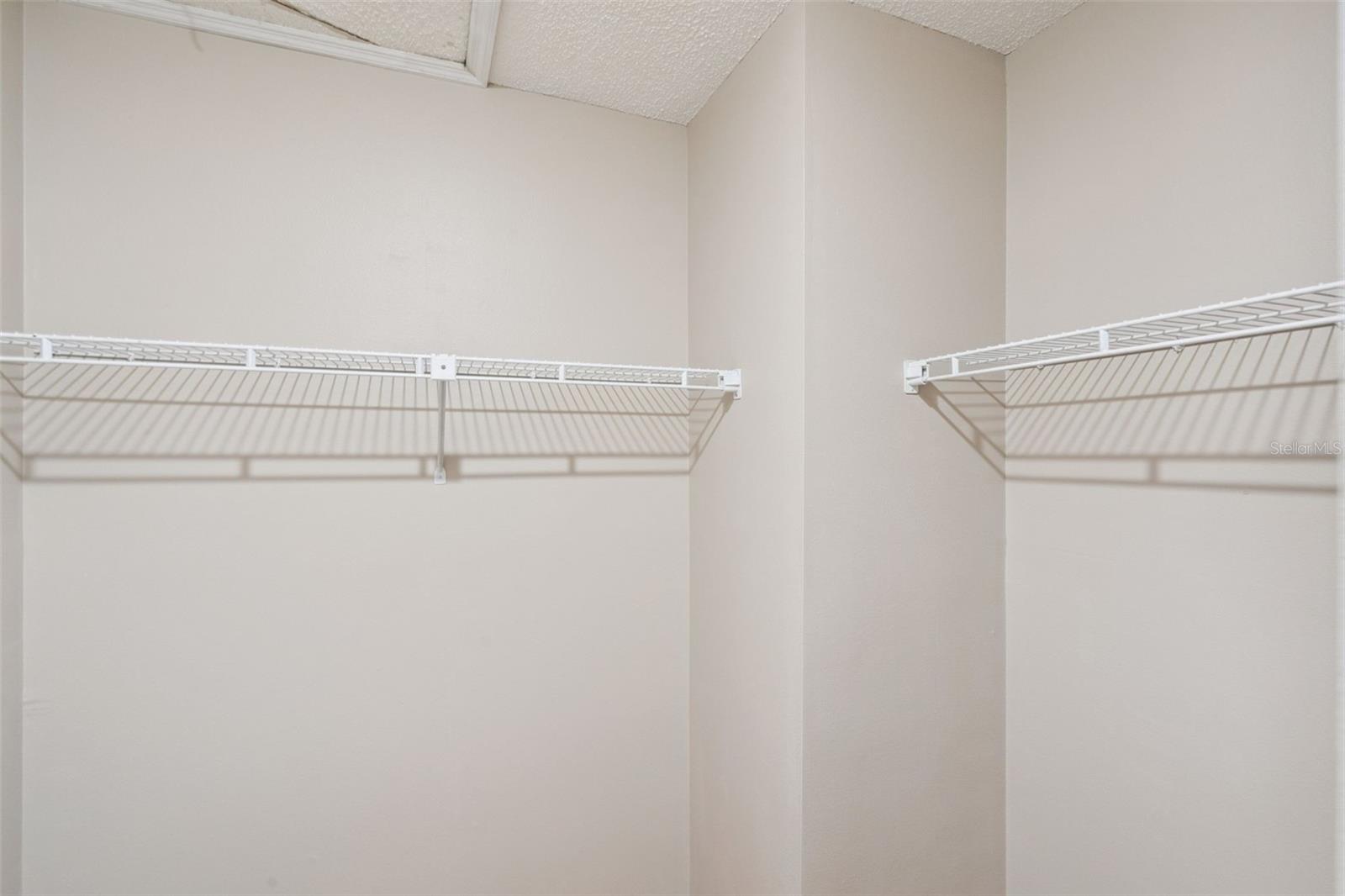 DEER RUN UNIT 14B - Residential