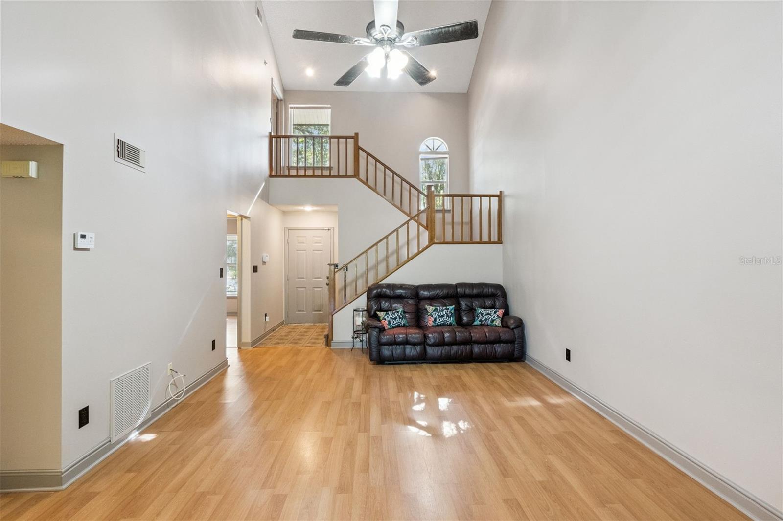 DEER RUN UNIT 14B - Residential