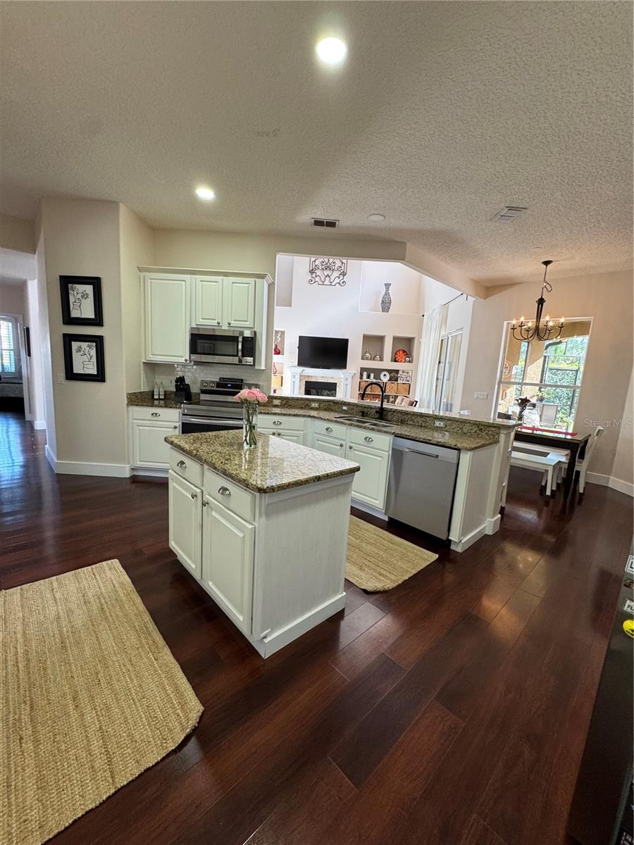 MAGNOLIA PLANTATION - Residential