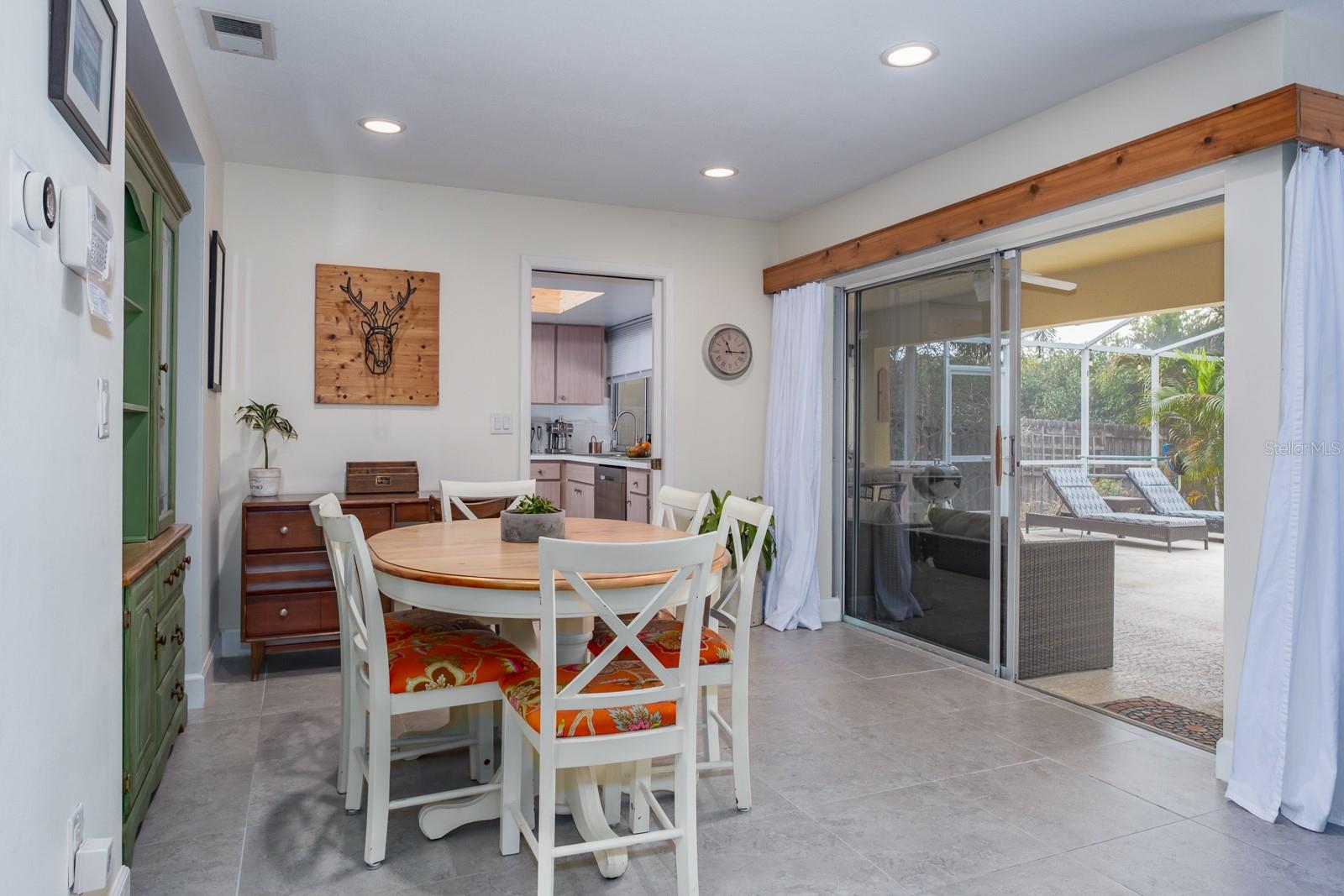 OAK FOREST OF COUNTRYSIDE - Residential