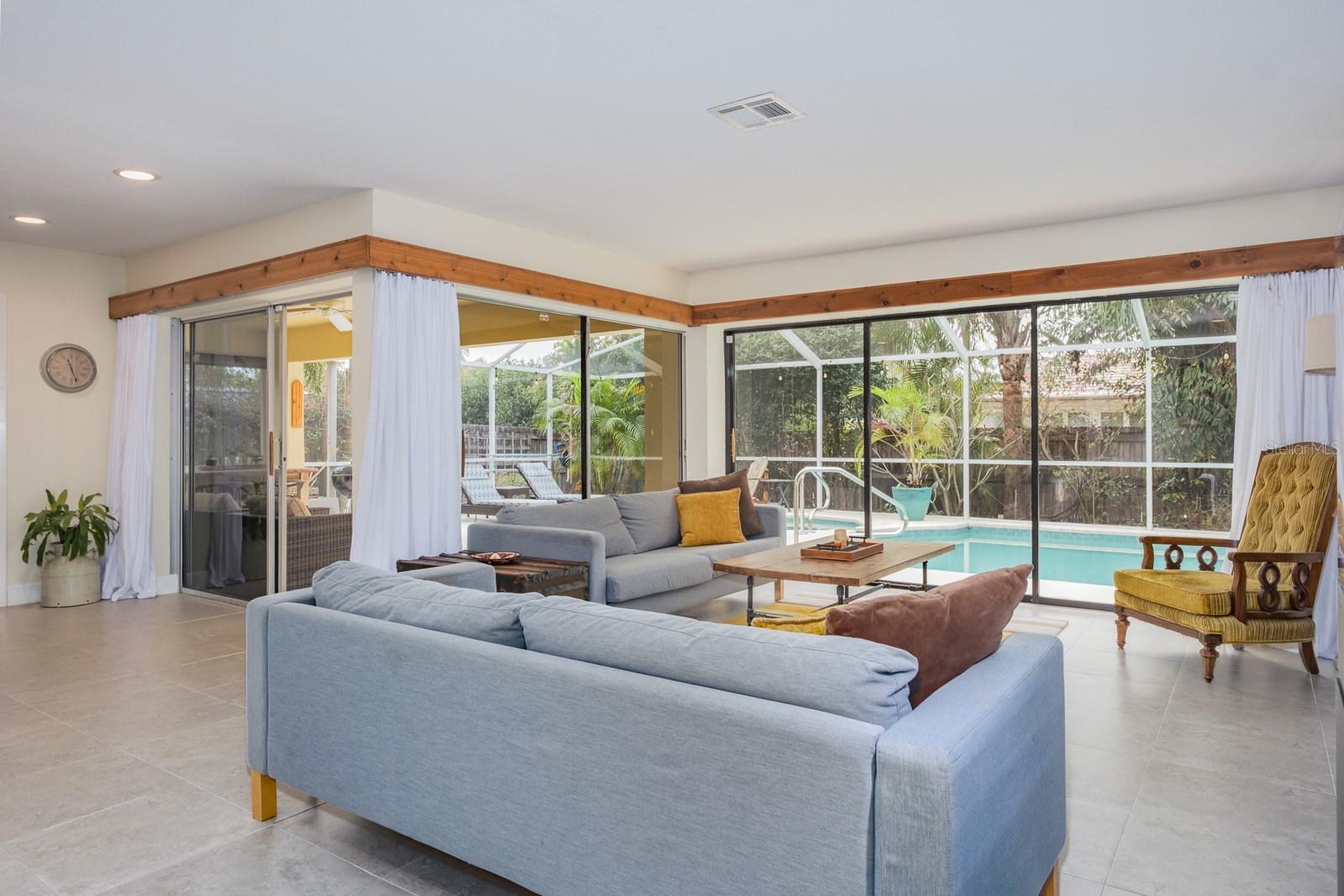 OAK FOREST OF COUNTRYSIDE - Residential