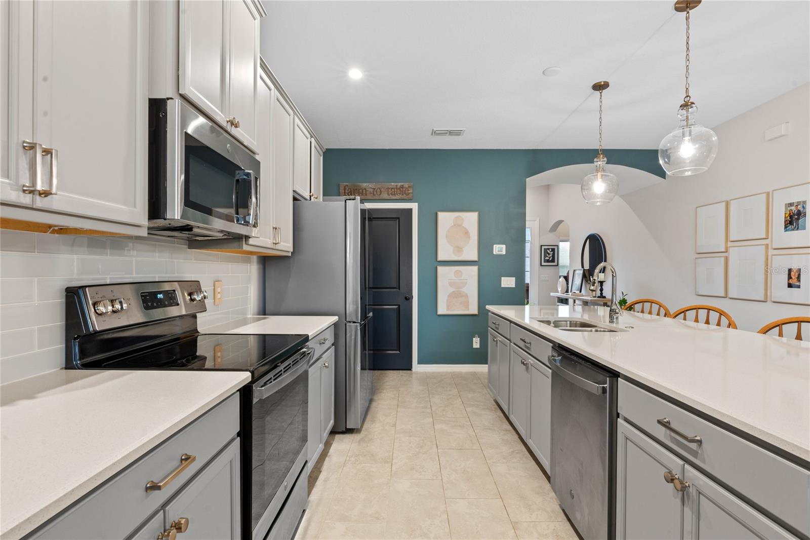 Photo 10 of 41 of 5517 SABAL DRIVE house