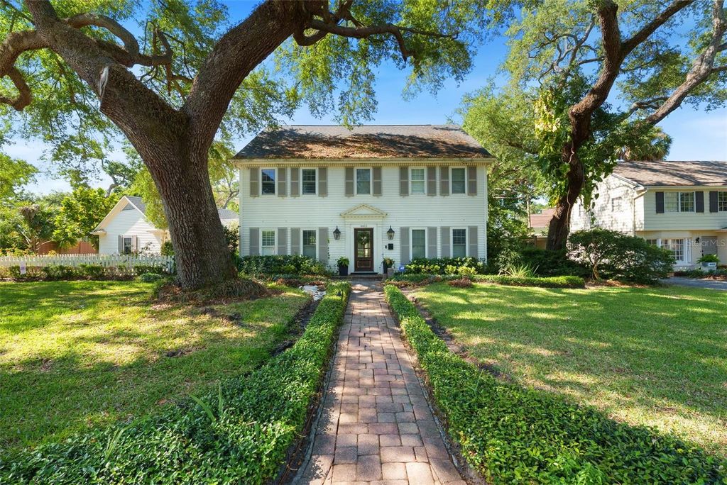 Photo of 4412 W Brookwood Drive, Tampa, FL 33629 (MLS # TB8502278)