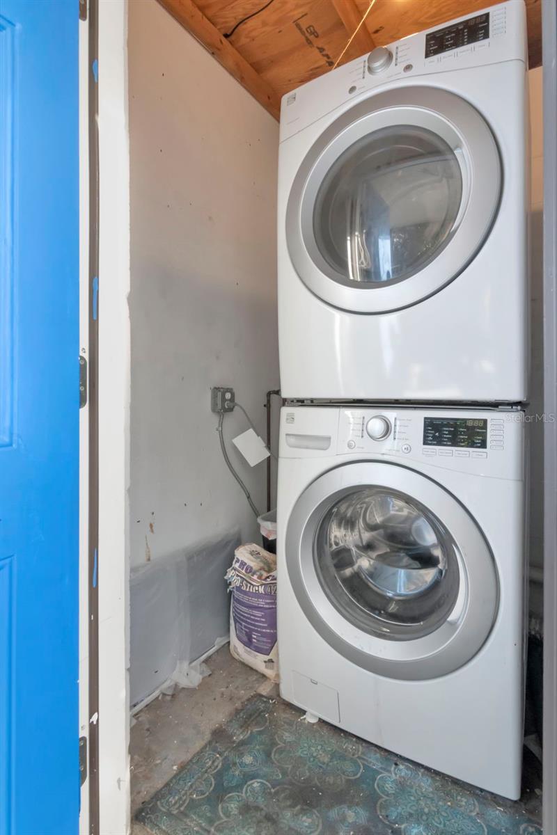 FLORAL VILLA ESTATES - Residential