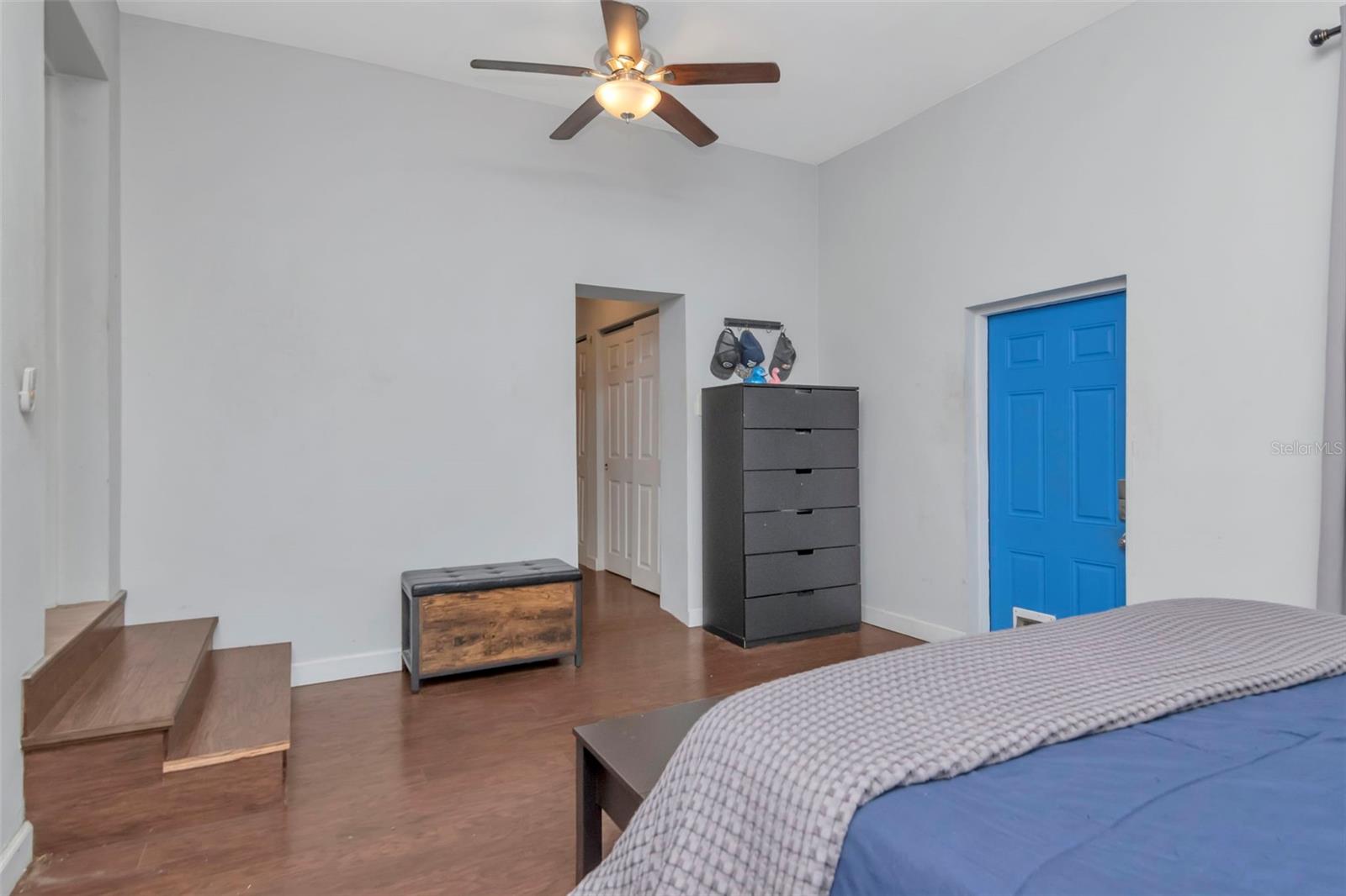 FLORAL VILLA ESTATES - Residential