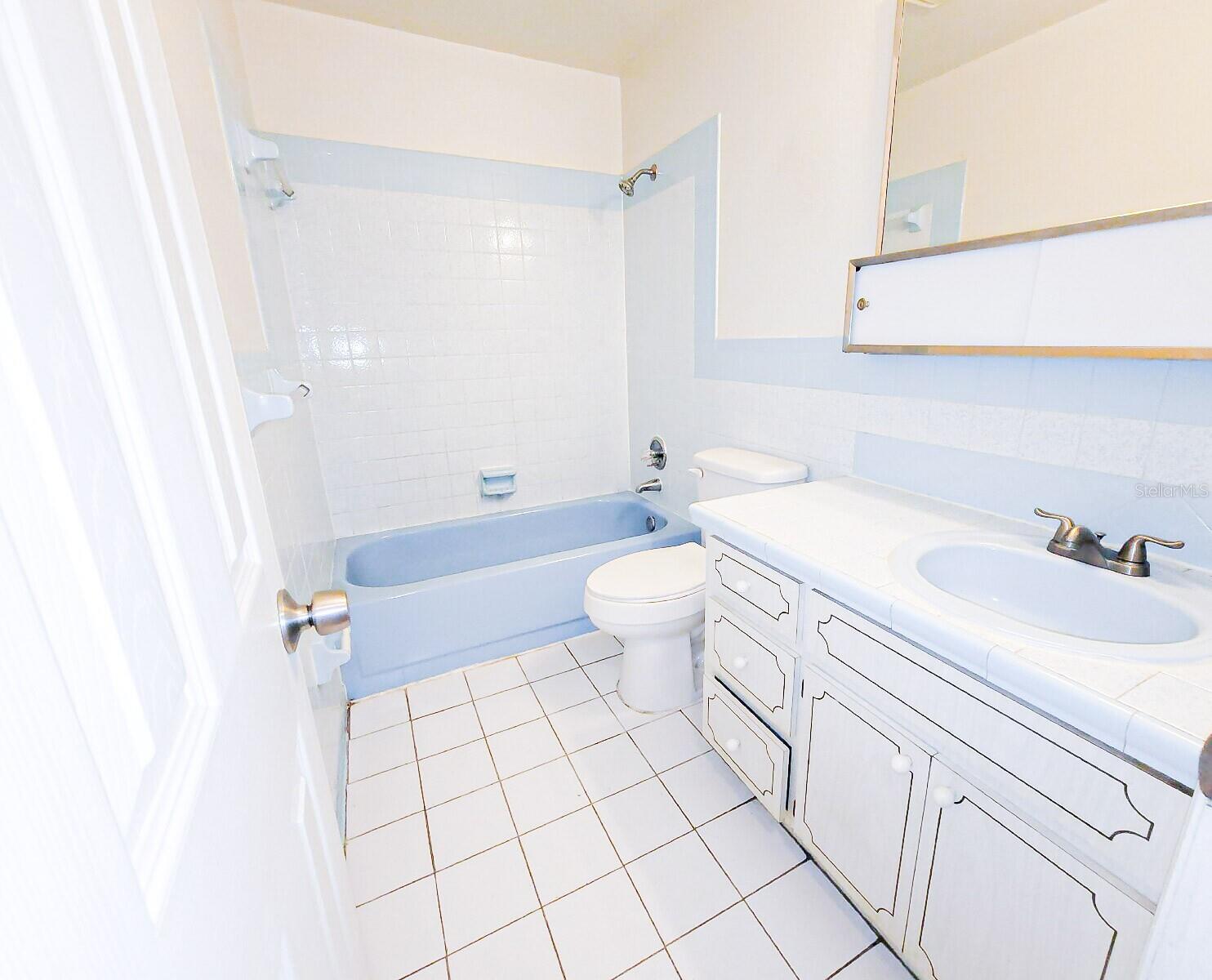 SUNSHINE TREE PH 01 - Residential Lease