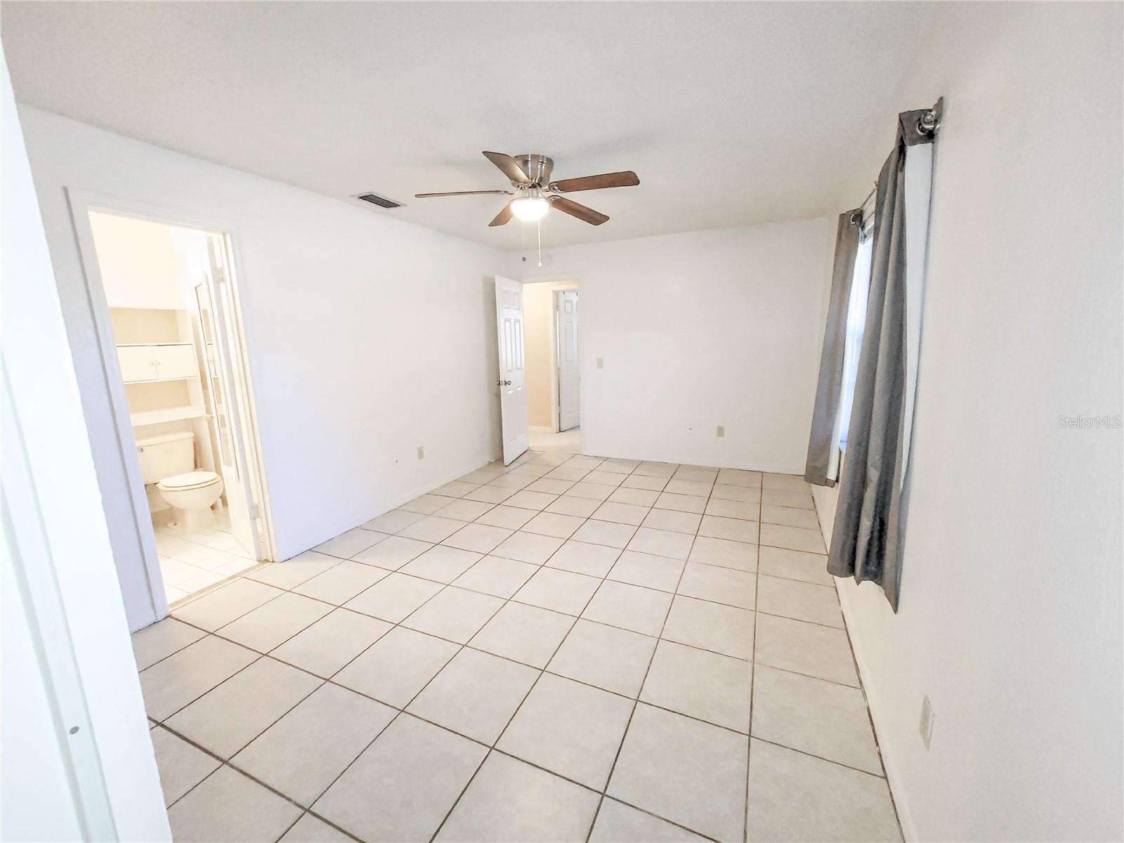 SUNSHINE TREE PH 01 - Residential Lease