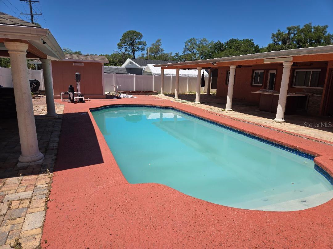 GOLFWOOD ESTATES UNIT 08 - Residential