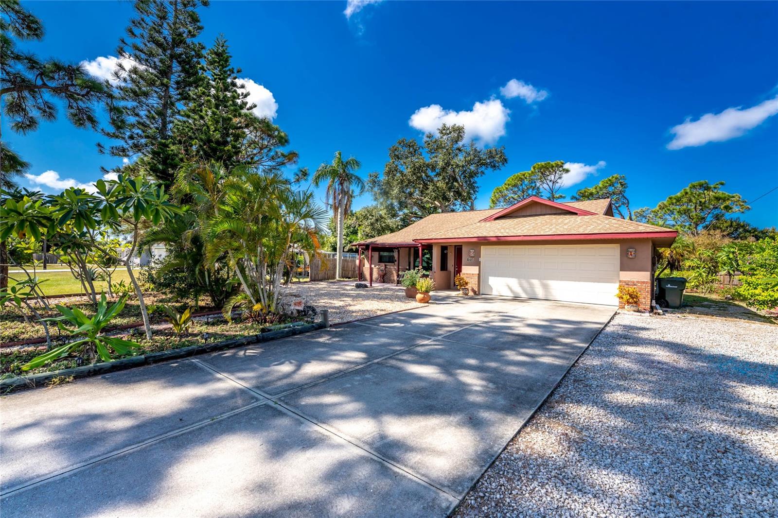 BAY VIEW MANOR - Residential