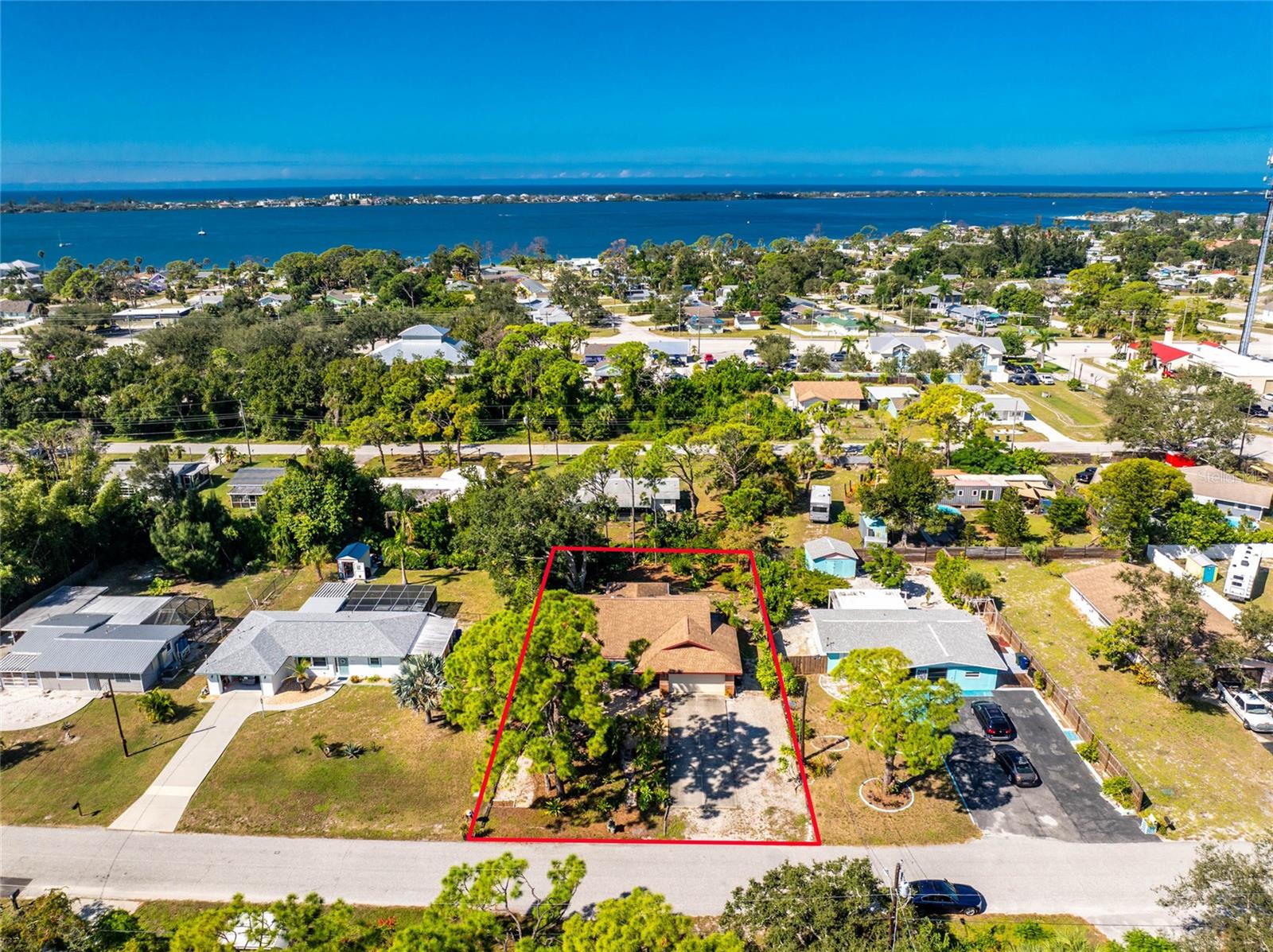 BAY VIEW MANOR - Residential