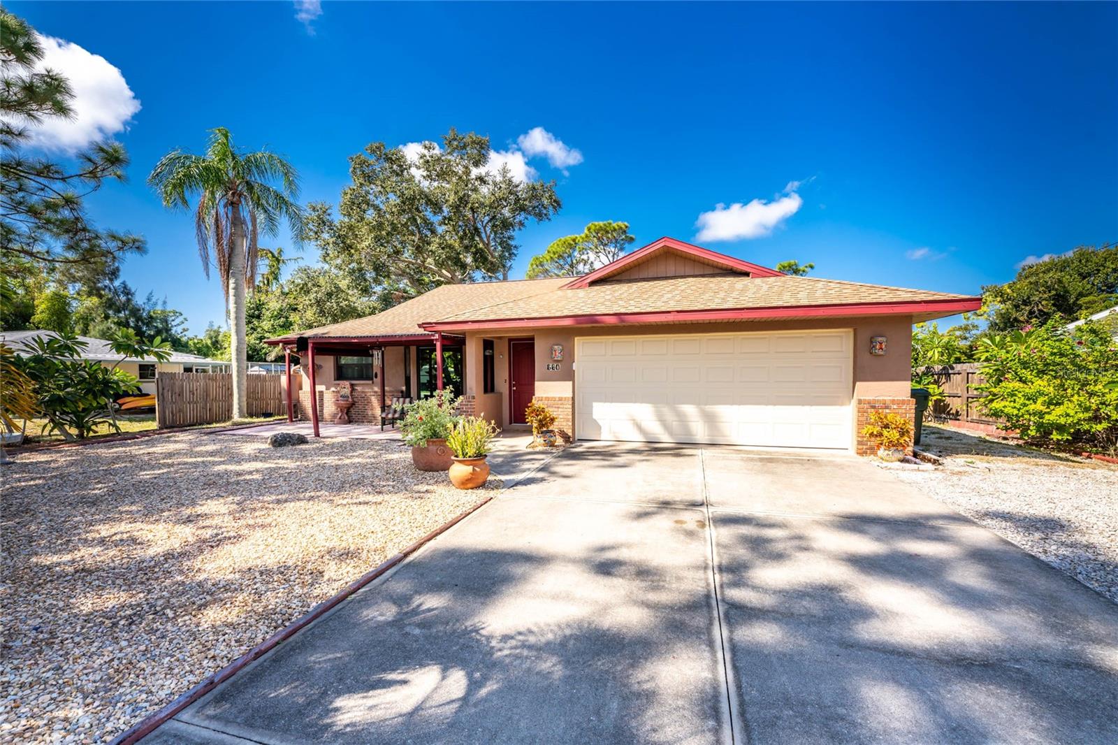 BAY VIEW MANOR - Residential