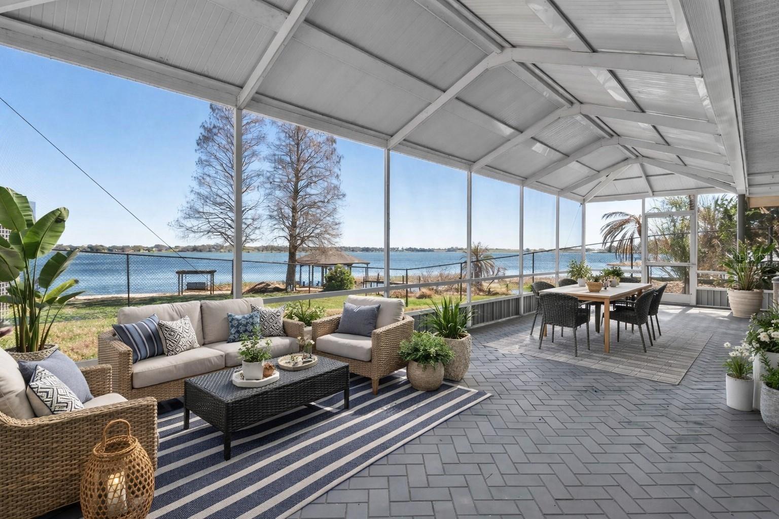 JULIANA WEST - Residential