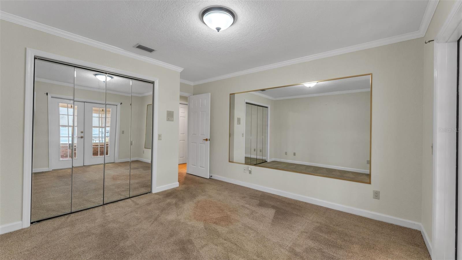 JULIANA WEST - Residential