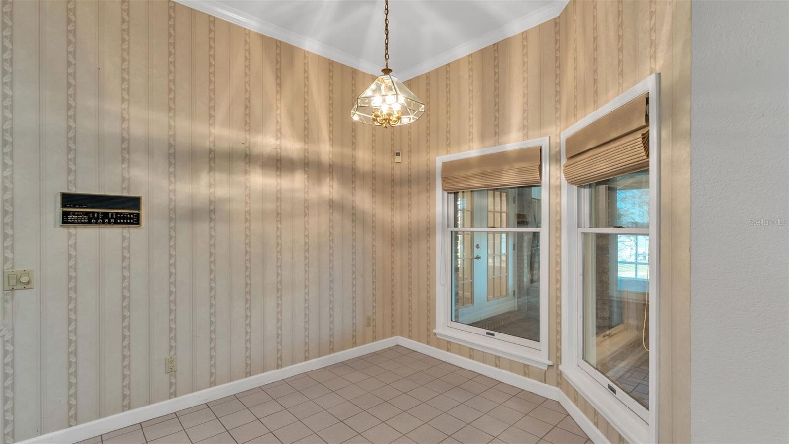 JULIANA WEST - Residential