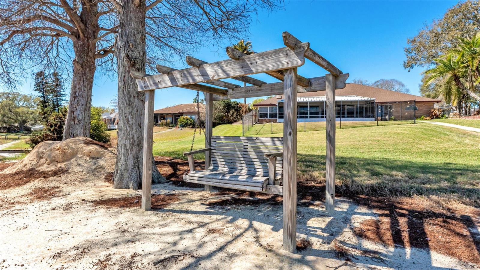 JULIANA WEST - Residential