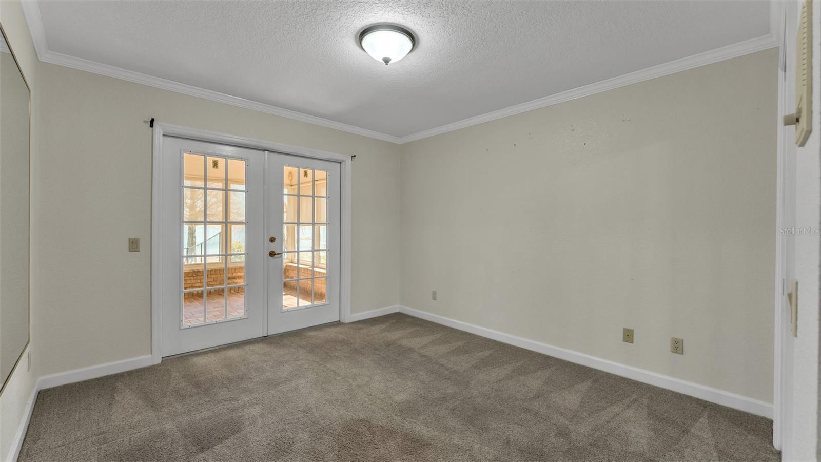 JULIANA WEST - Residential