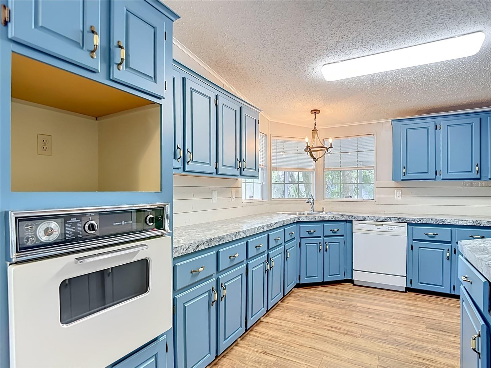 ZEPHYRHILLS COLONY CO - Residential