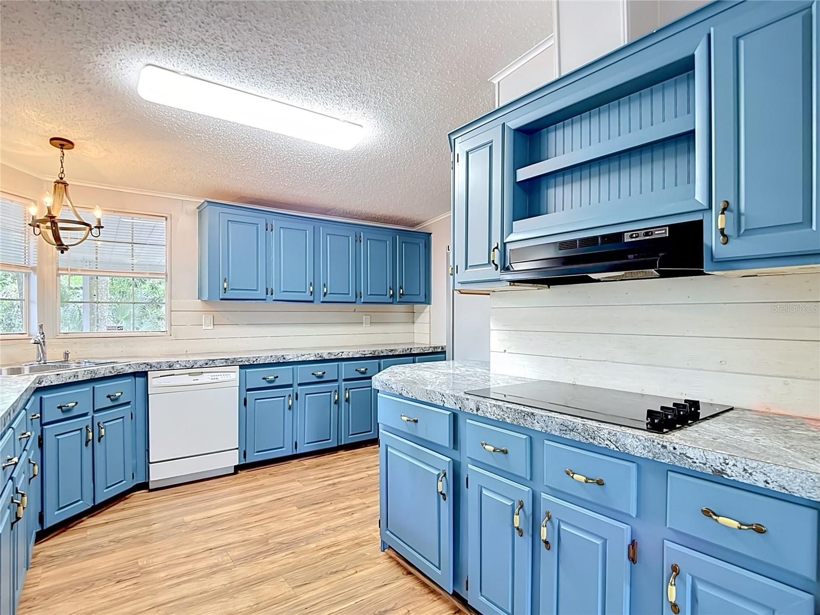 ZEPHYRHILLS COLONY CO - Residential