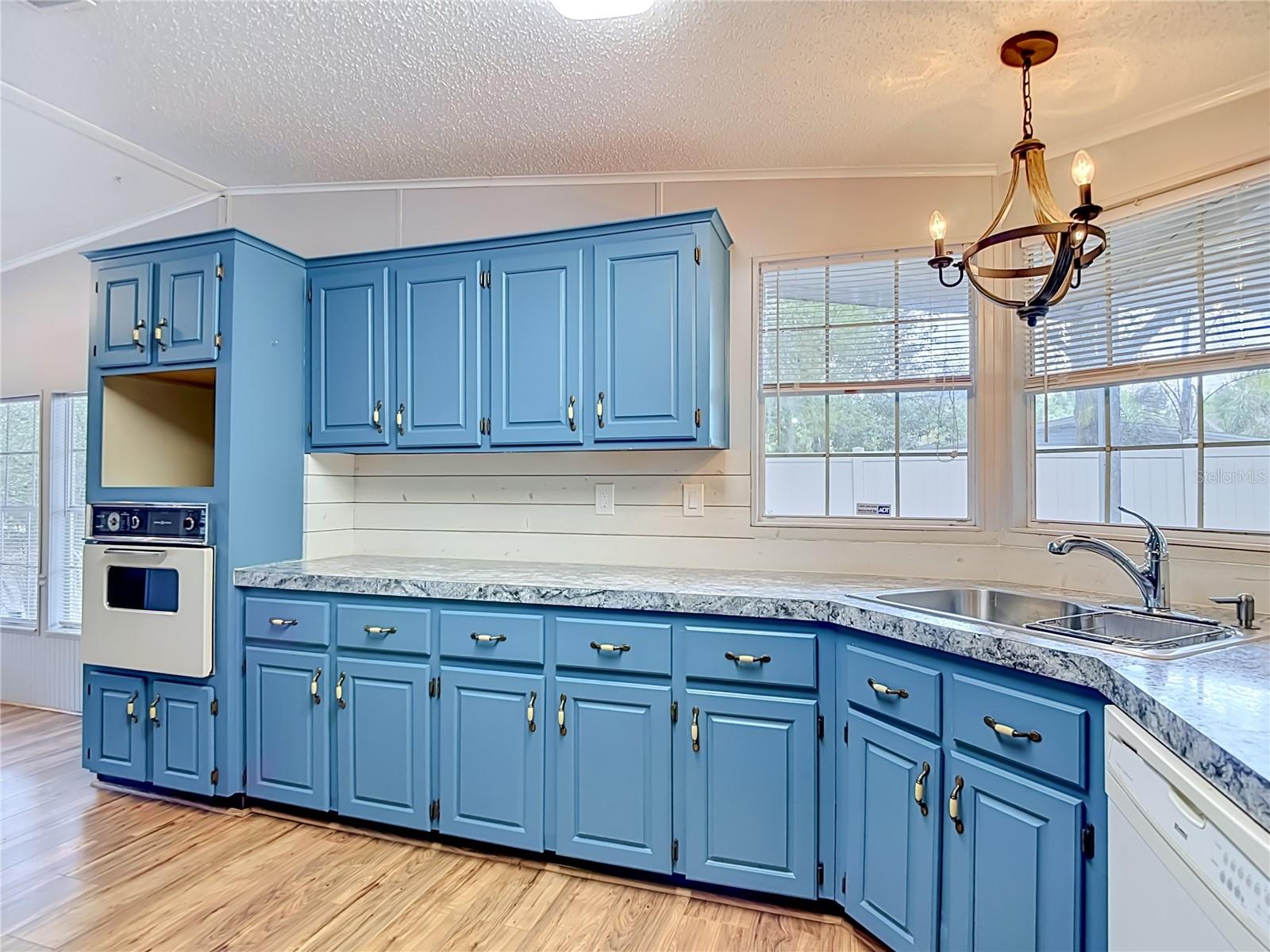 ZEPHYRHILLS COLONY CO - Residential