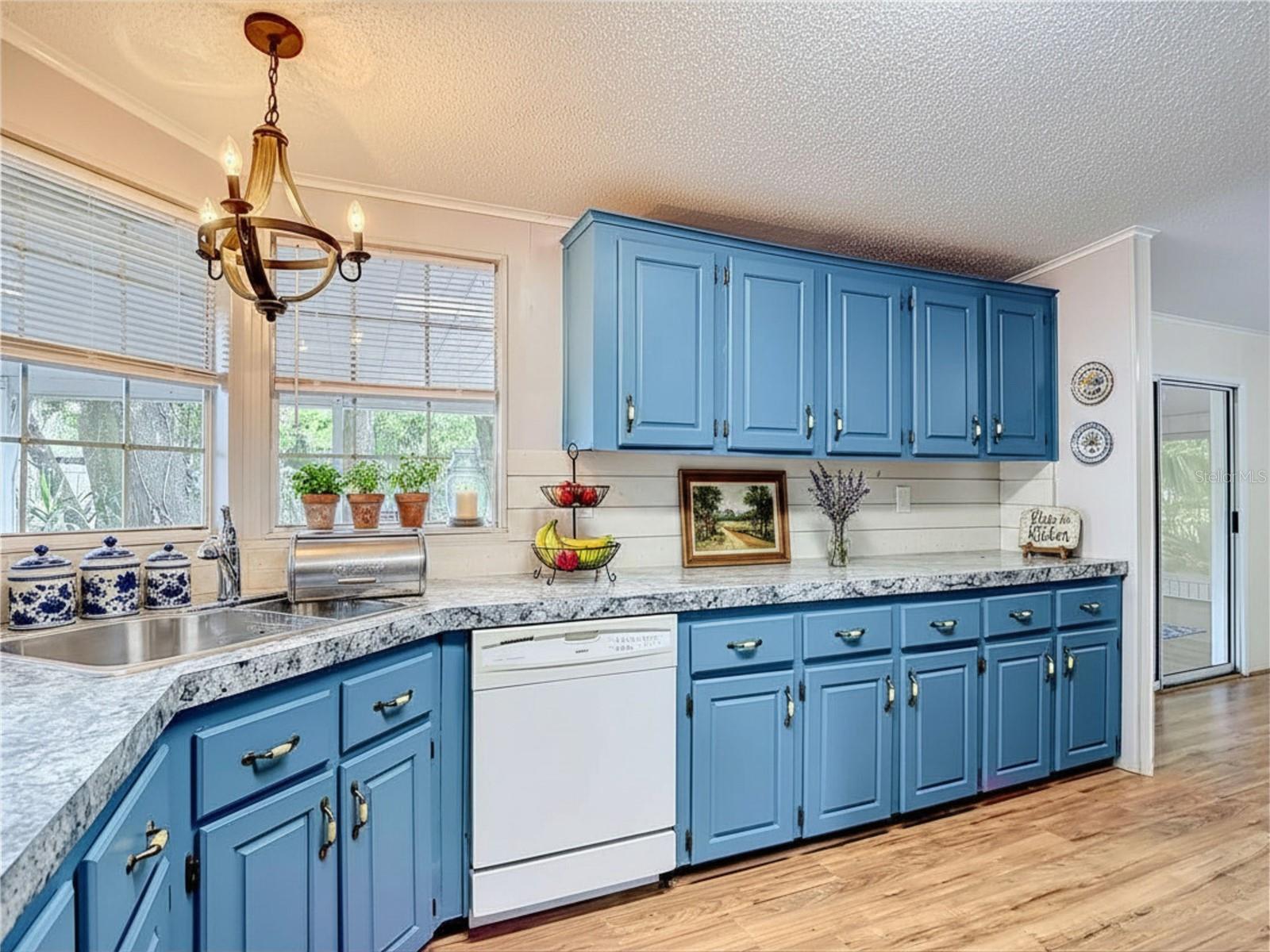 ZEPHYRHILLS COLONY CO - Residential