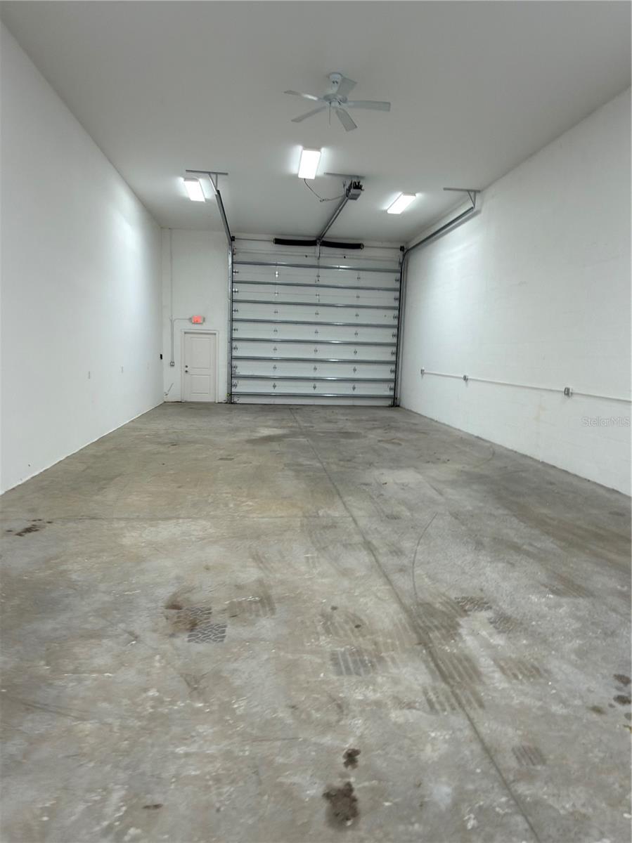 TAYLOR COACH CAVES - Commercial Sale