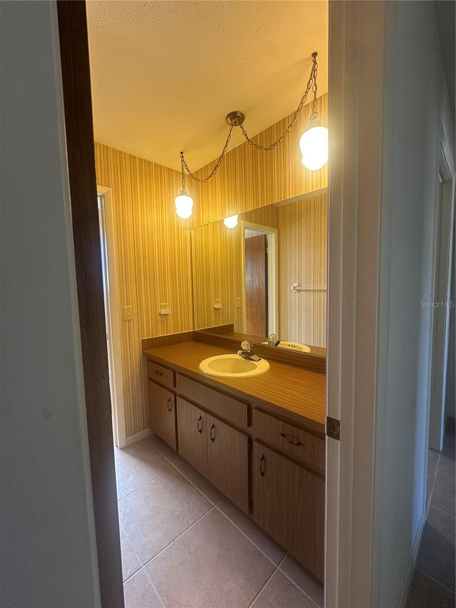 MARPHIL MANOR UNIT 3 - Residential