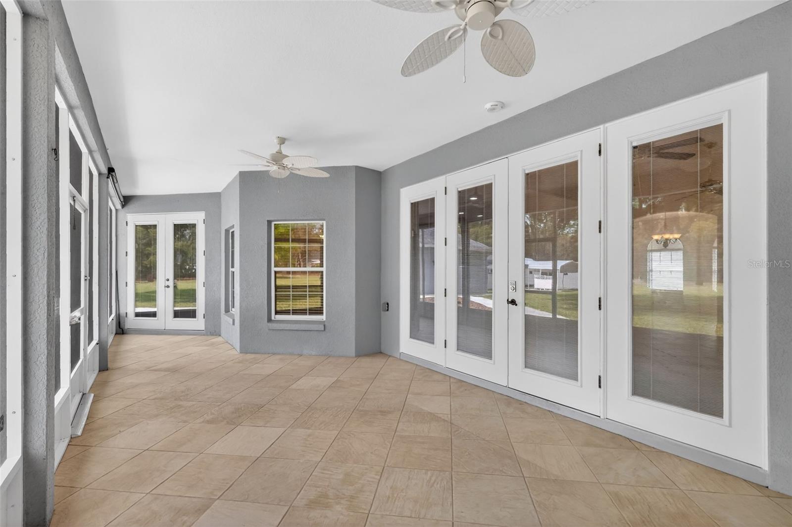 ROYAL TRAILS - Residential