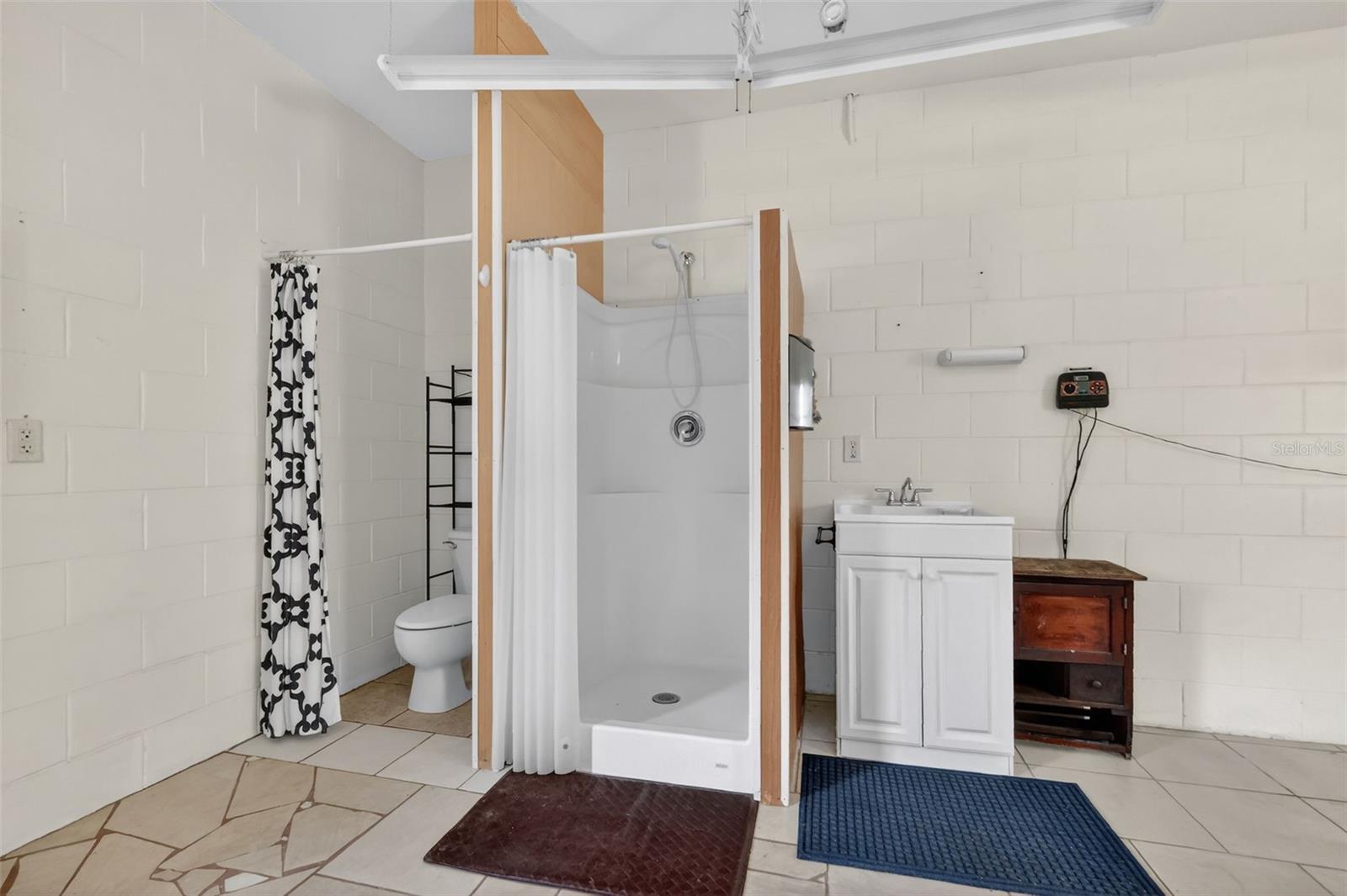 ROYAL TRAILS - Residential