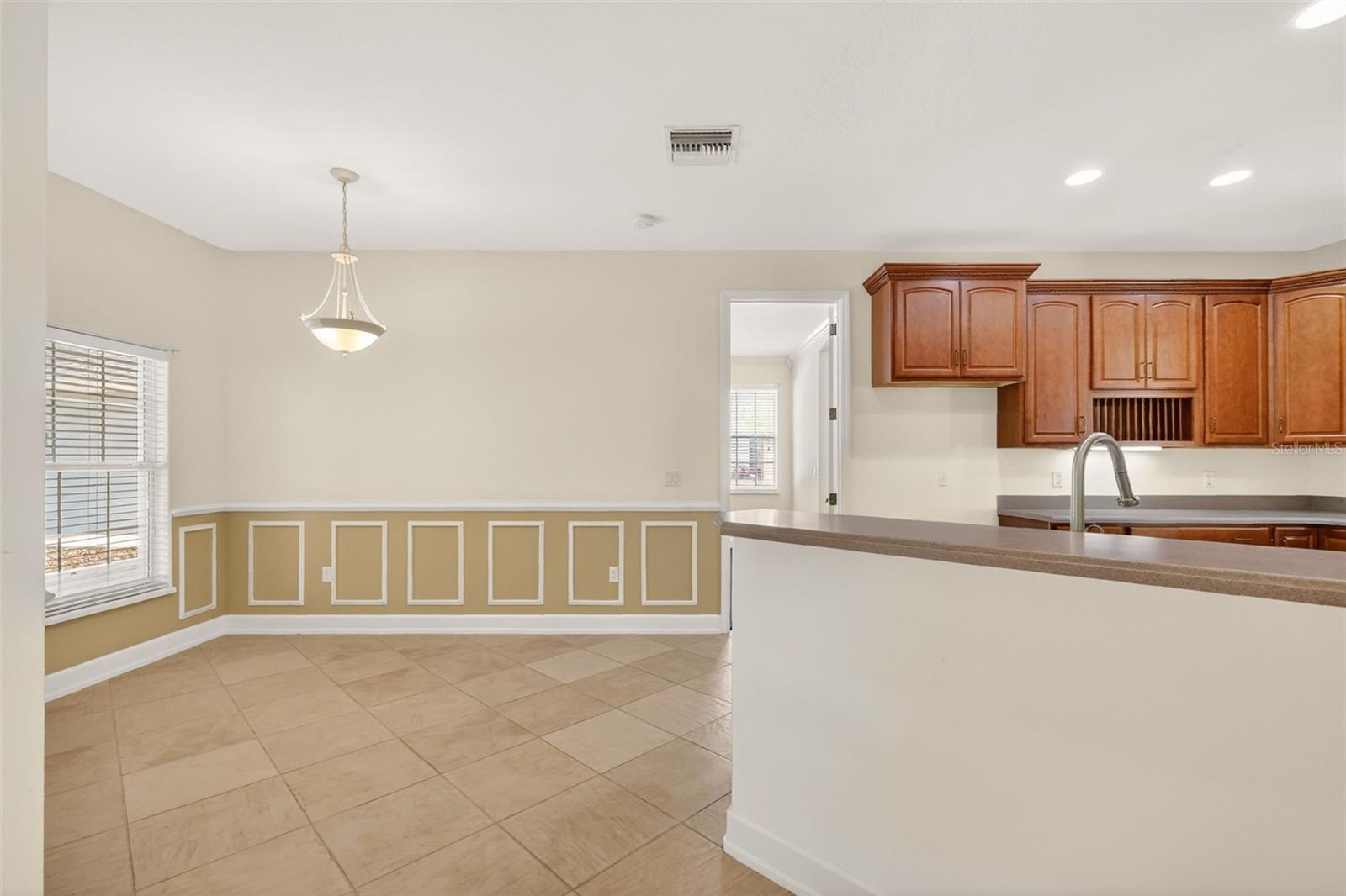 ROYAL TRAILS - Residential