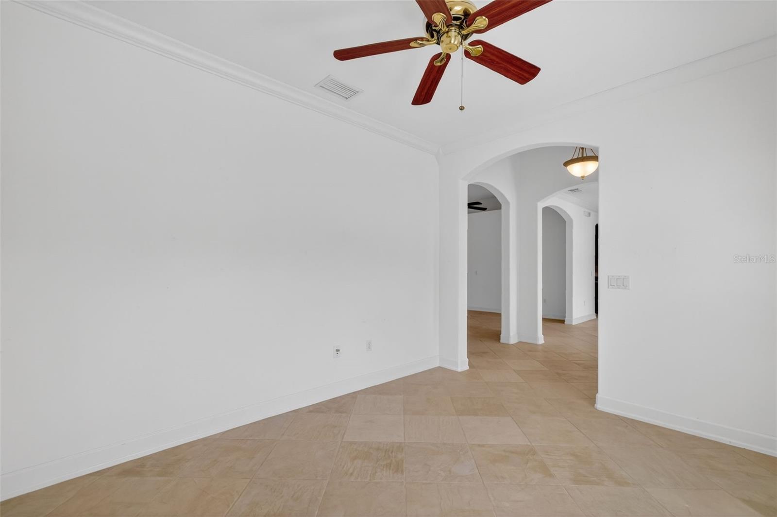 ROYAL TRAILS - Residential