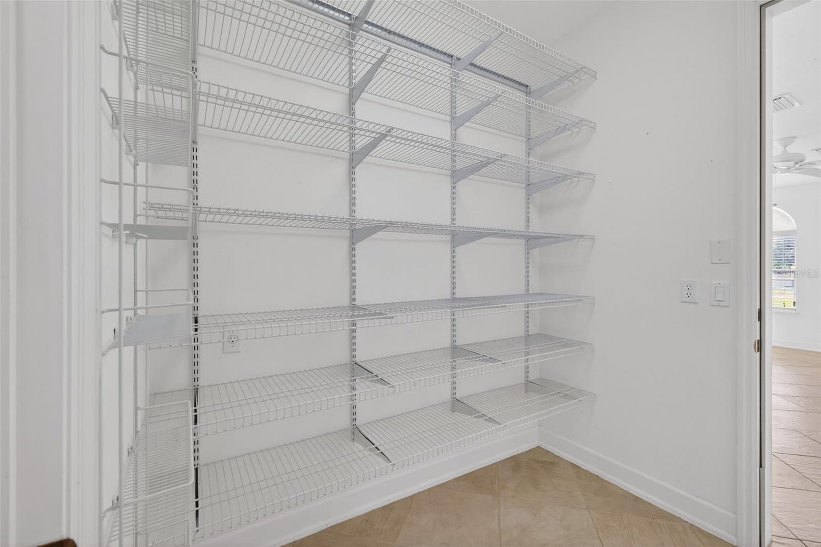 ROYAL TRAILS - Residential