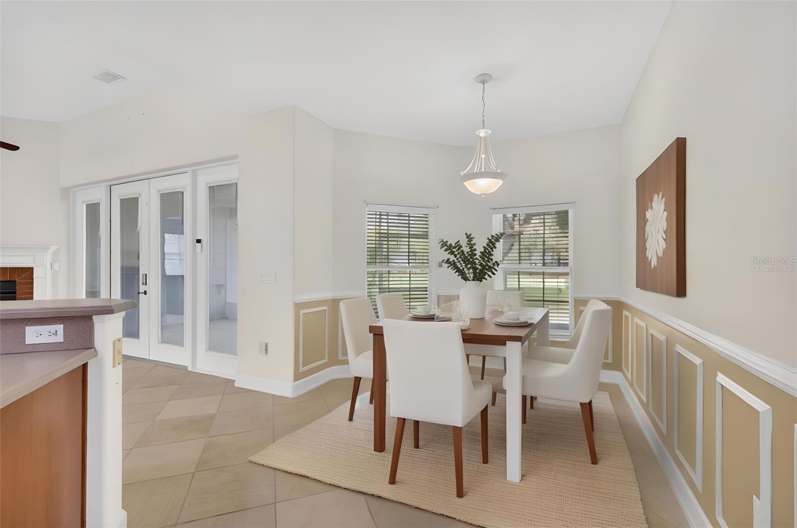 ROYAL TRAILS - Residential