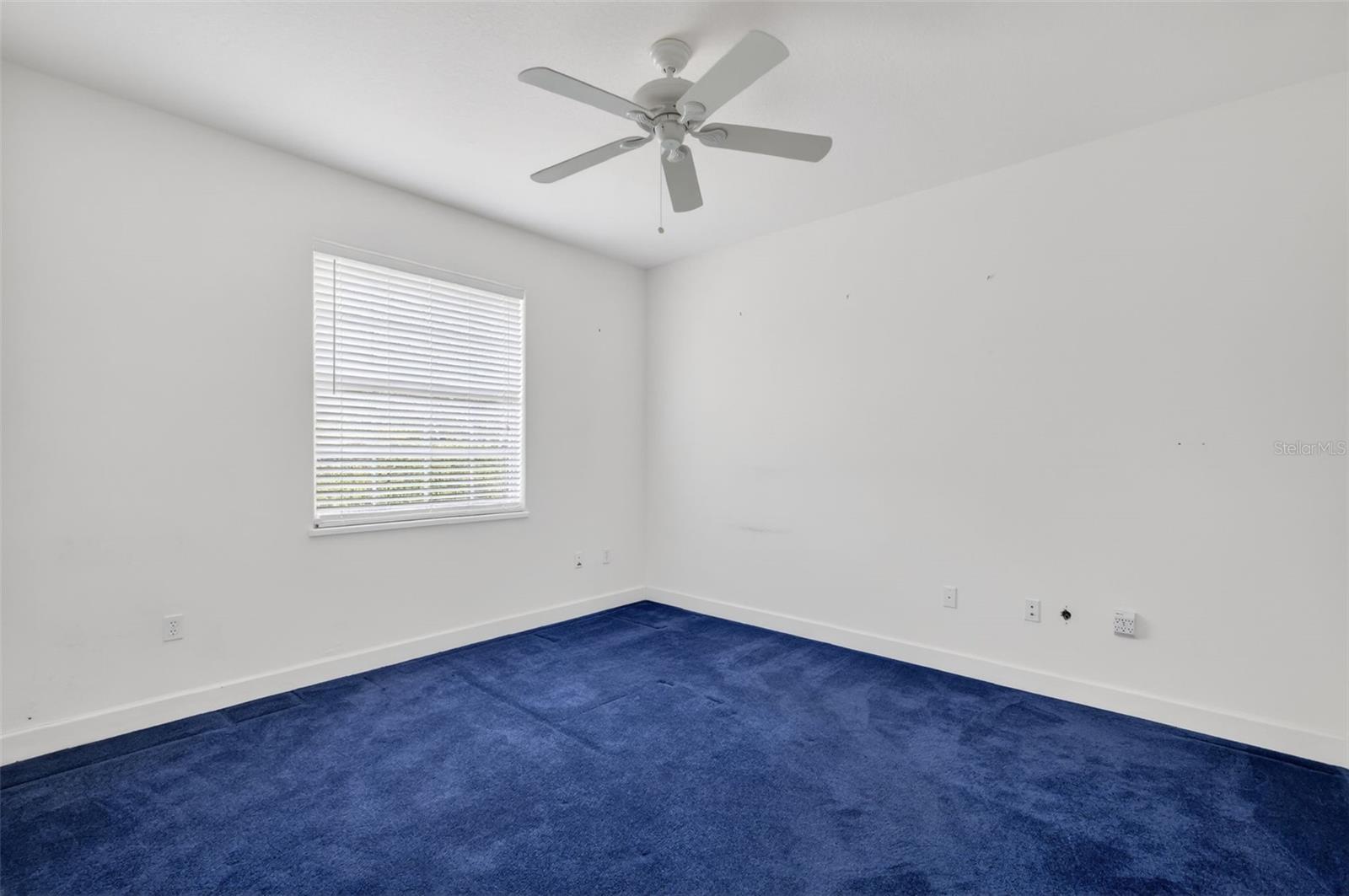 ROYAL TRAILS - Residential