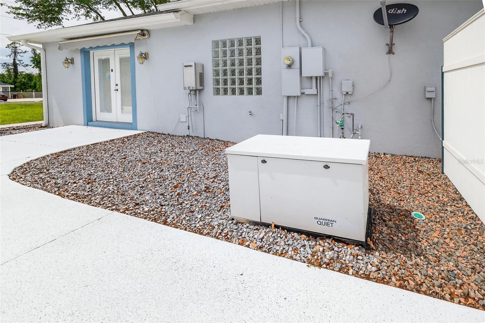 ROYAL TRAILS - Residential