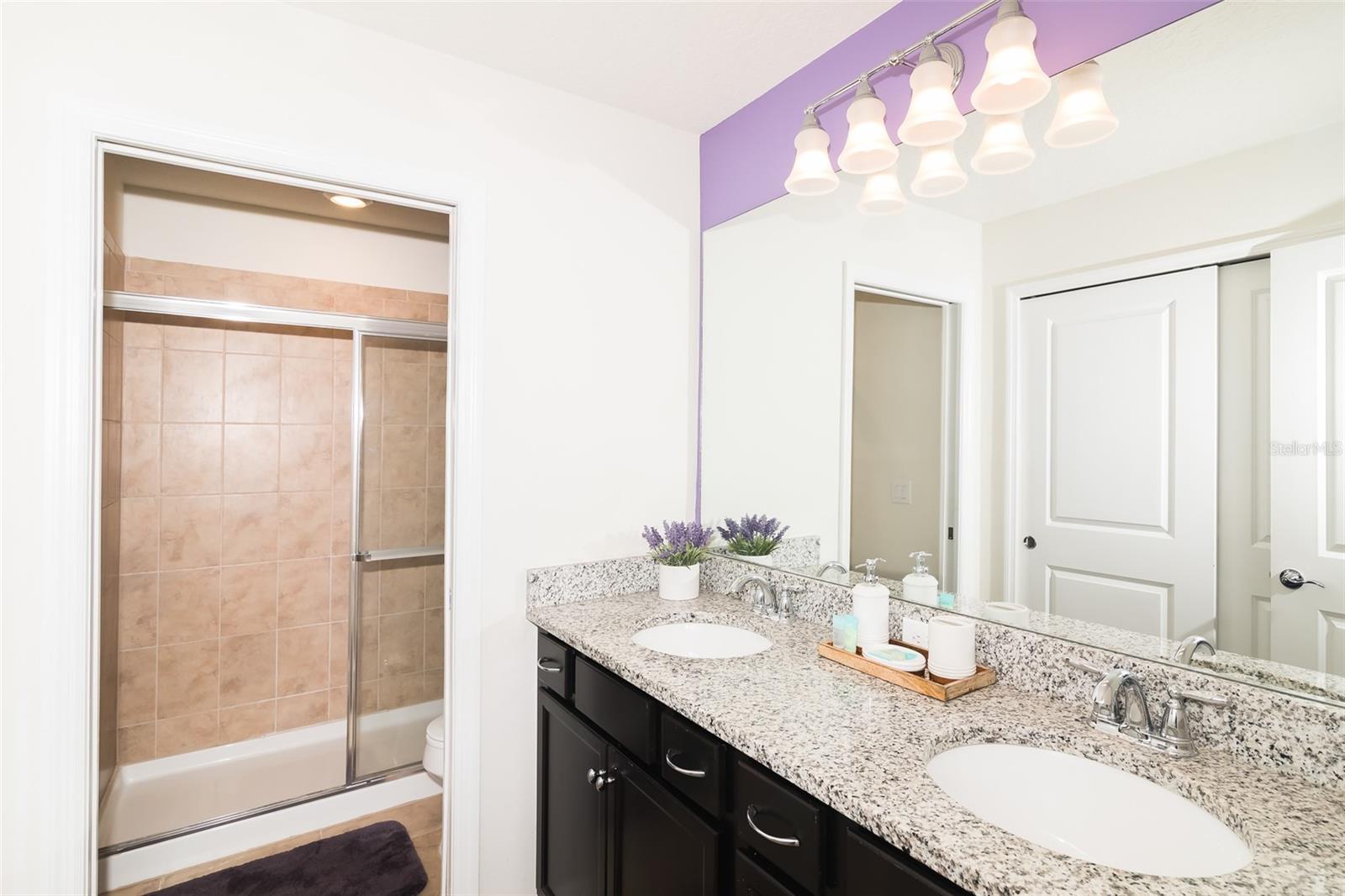 OAKMONT TWNHMS PH 2R - Residential