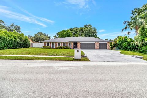 Photo of 6829 Bittersweet Lane, Orlando, FL 32819 (MLS # G5098977)