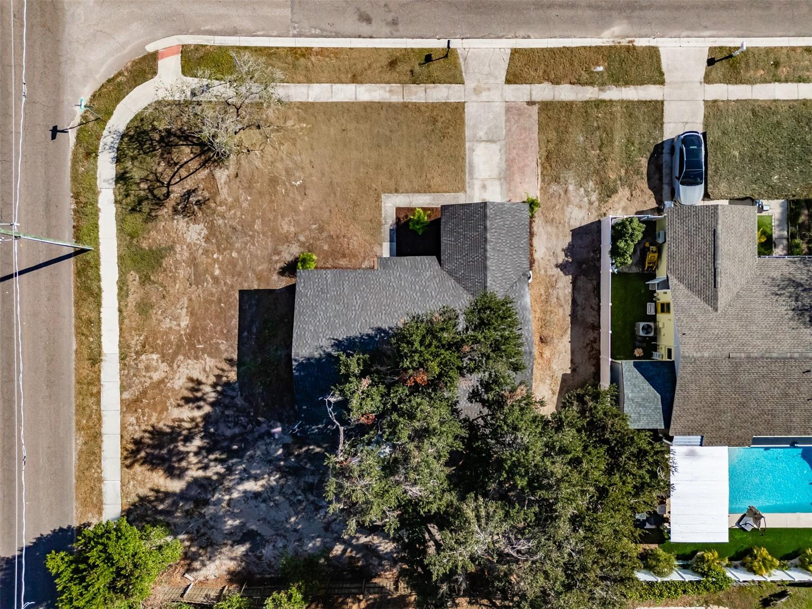 LAZY LANE ESTATES - Residential