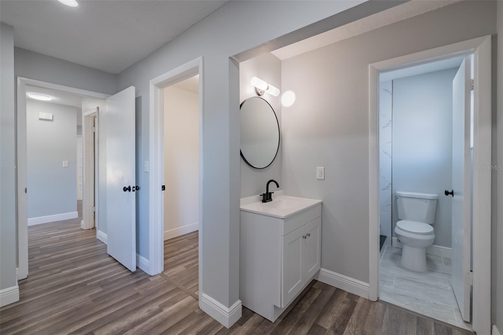 LAZY LANE ESTATES - Residential