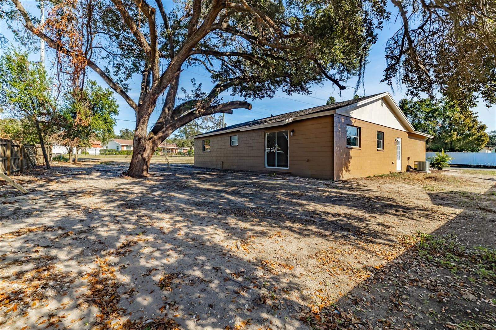 LAZY LANE ESTATES - Residential