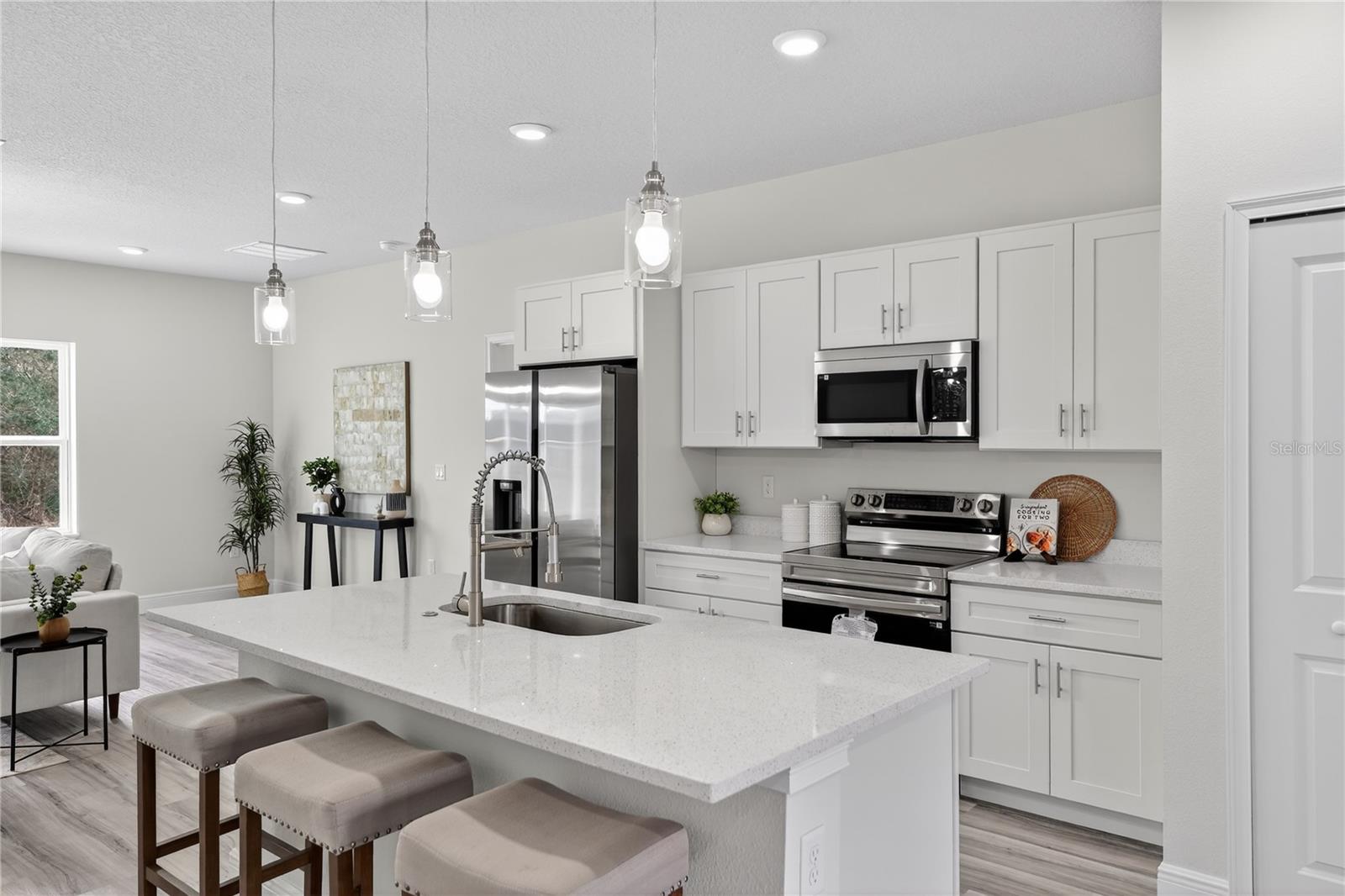 15742 SW 37TH CIRCLE